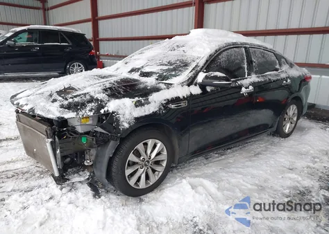 2016 Kia Optima Ex z USA, uszkodzony, nr VIN 5XXGU4L31GG043254